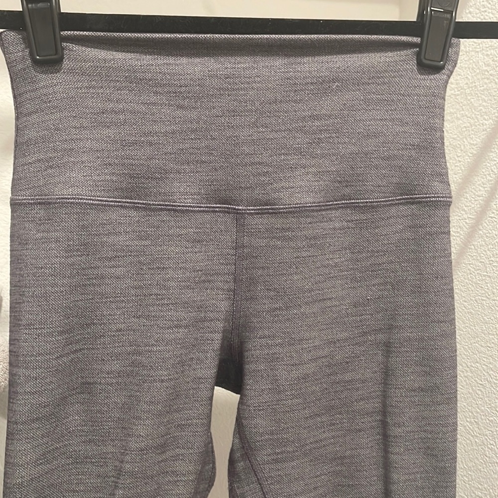 Lululemon size 6 grey